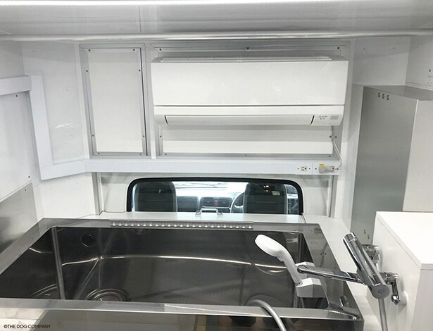 クーラーを搭載