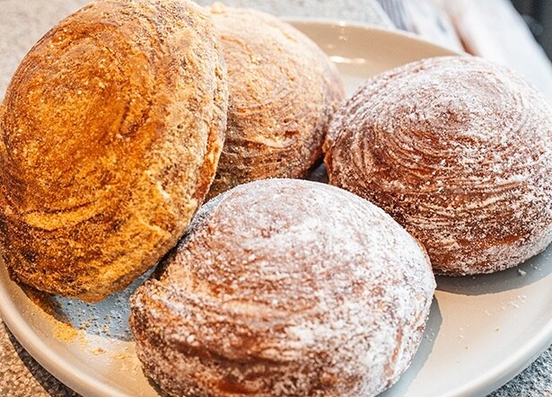 進化系ドーナツ「のびのび」