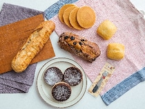 リサとガスパールのパンセットが「Pasco」から登場！数量・期間限定の2セットがおうちに届く