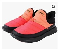 いつでもポカポカ、あたたかさをキープ。リラックスシーンに最適な防寒シューズ【ニューバランス】のシューズがAmazonに登場中‼