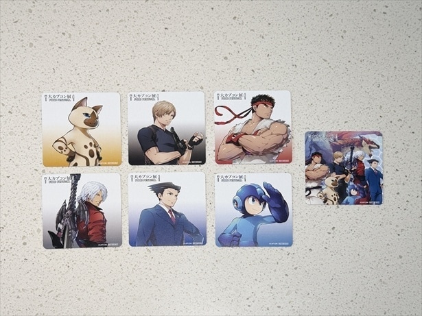 オリジナル紙コースターは大カプコン展のビジュアルです