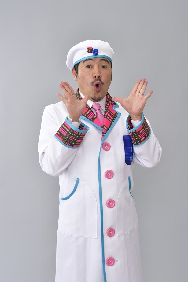 米村でんじろう先生の一番弟子・チャーリー西村さん。水素エネルギーの仕組みを楽しく紹介するサイエンスショーを両日開催