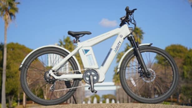 常圧水素で発電した電気で走る「水素アシスト自転車」。LINKPILLAR Hallで試乗体験ができる