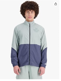 走る日も移動の日も軽やかに。持ち歩きたくなるパッカブルジャケット【ニューバランス】のジャケットがAmazonに登場中‼