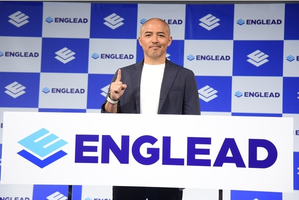 4年間の英語学習の成果を披露でき、ご満悦の小野伸二さん