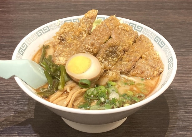 「五香肉麺(ウーシャンローメン)」(1380円)