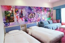 蜷川実花が撮り下ろしたディズニーキャラが勢ぞろい！東京ディズニーセレブレーションホテルの期間限定ルームをレポート