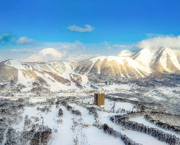 1日じゃ遊び尽くせない！“北海道最大級”の白銀テーマパーク「ルスツリゾート」で叶える欲張りな冬体験