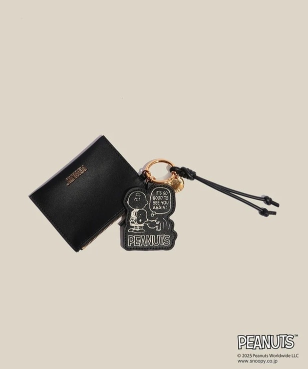 「ART CHARM(ブラック)」(1万3200円)