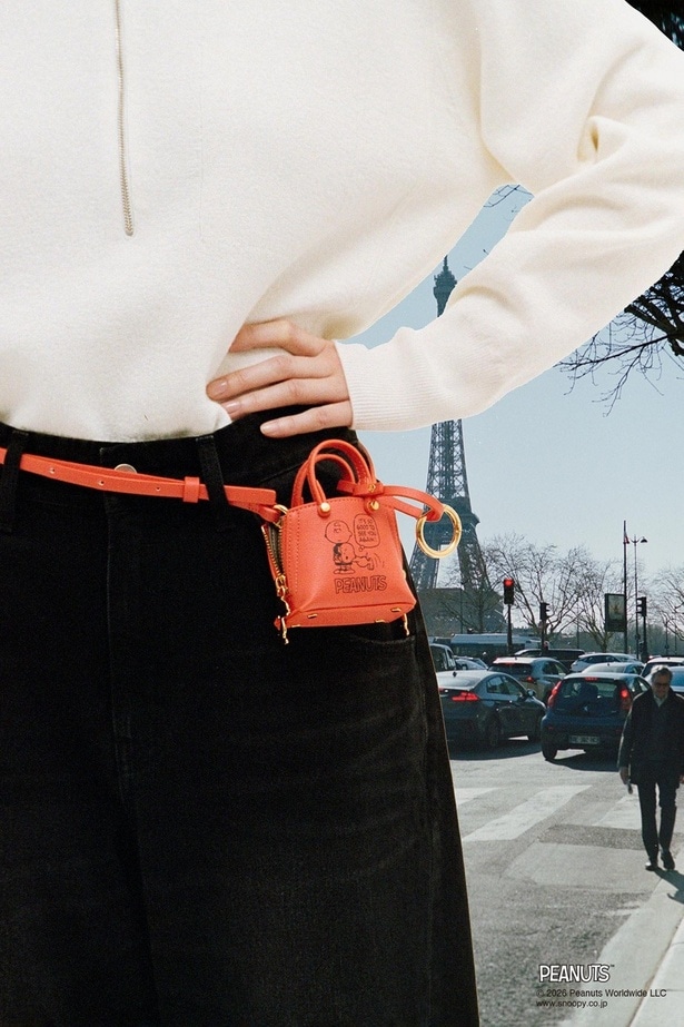 ベルトループに付けてアクセサリー感覚で。コーデのワンポイントに