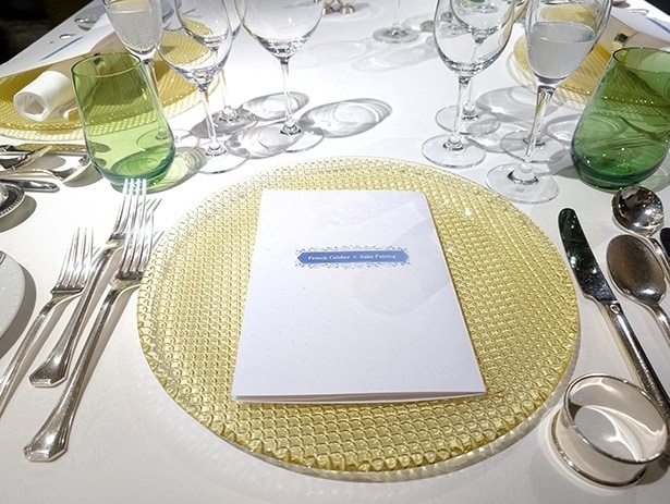 料理ごとに1杯ずつ、その料理に合う日本酒が提供される