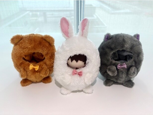 ぬいぐるみに着せてかわいい「おすわりできる ふわもこぬいのきぐるみの会」(月1個/2695円)