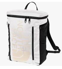 タフに使えてしっかり入る！ノースフェイスの定番デイパック【ザノースフェイス】のリュックがAmazonに登場中‼