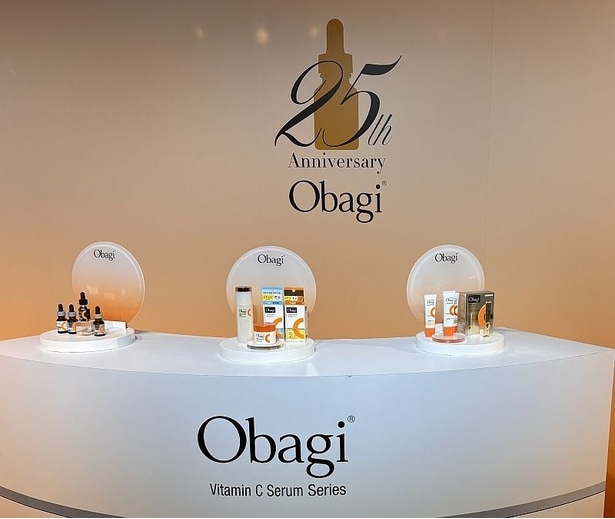 「オバジ 新商品・25th スペシャルメッセンジャー発表会」の会場の様子