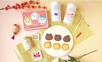 「ちいかわもぐもぐ本舗」川越店が1周年！“犬張り子”になった限定マスコット＆“おめで鯛”グッズが登場