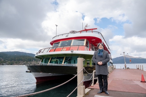 「箱根遊船 大茶会」とデザインを手がけた建築家・デザイナーの川西康之さん