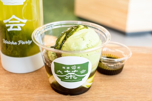 「大茶会プリンアイス」(800円)