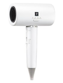 速く乾いて、しっとり仕上がる。コンパクトに詰め込んだ美髪テクノロジー【シャープ】のドライヤーがAmazonに登場!