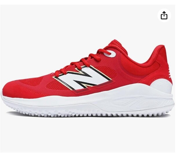 動き続ける足に寄り添うクッション。野球の練習から試合前まで頼れる一足【ニューバランス】のスニーカーがAmazonに登場中‼