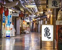 【浅草観光】雨でも浅草を満喫！伝説の芸人が愛した演芸ホールから昭和ノスタルジー香る地下商店街まで、屋内で楽しむ“昭和レトロ”な一日観光プラン