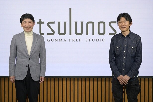 群馬県知事の山本一太さん(左)とウォーカープラス編集長の浅野祐介(右)