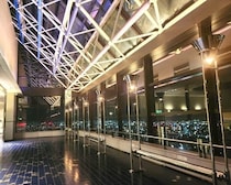 伊達政宗が築いた城下町・仙台の夜景が深夜23時まで無料！東北地方初の100メートル超え高層ビルの景観は？【無料展望室シリーズvol.12】