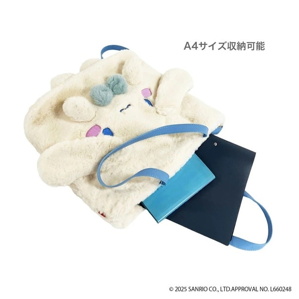 A4ファイルもすっぽり入る収納力。見た目のかわいさと実用性を兼ね備えた頼れるサイズ感