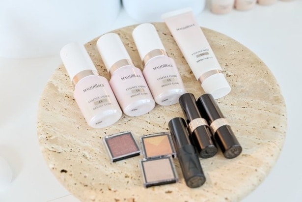 「白玉ファンデ美容液」のタッチアップコーナー