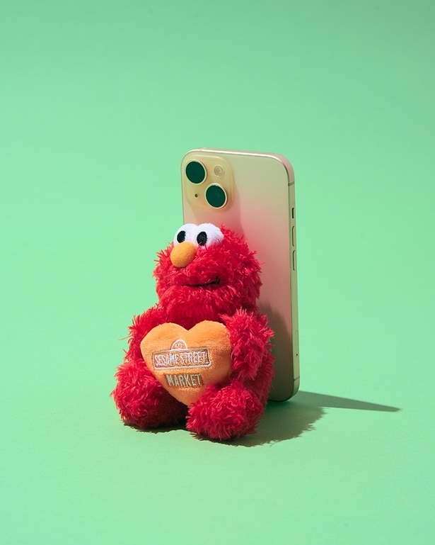 「ぬいぐるみスマホスタンド(エルモ)」(3520円)