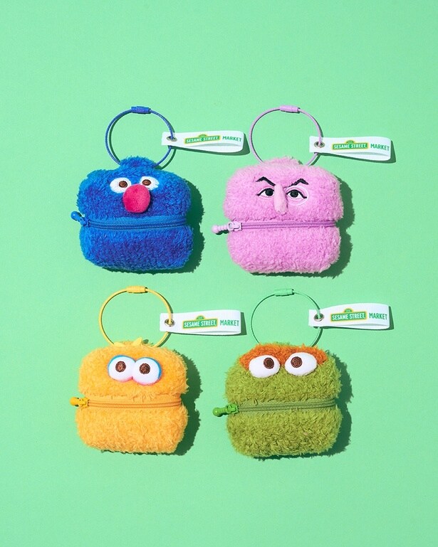 「イヤホンポーチ」(各2850円)