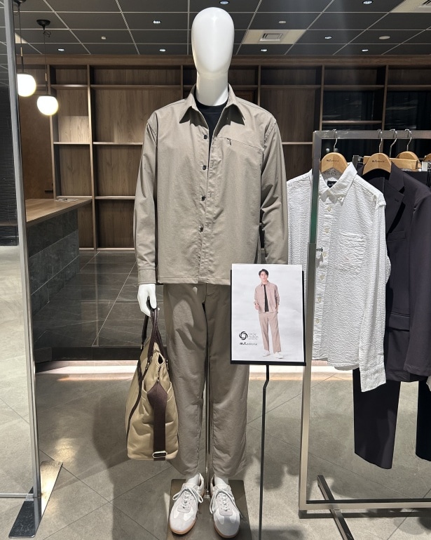 mf サークルモーション シャツアウター(1万3200円)/テーパード(9900円)