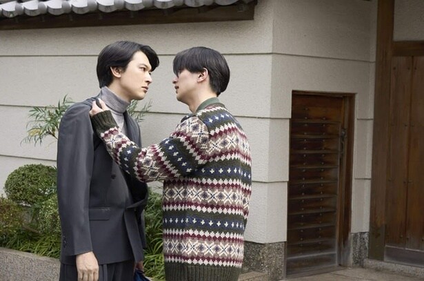 才能と嫉妬、尊敬と競争心――、正反対の出自を持つ喜久雄と俊介の関係性が、この物語の重要な軸となる