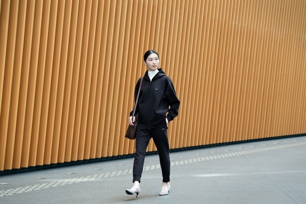 在宅ワークや長時間移動にぴったり！「BAKUNE」を生み出した「TENTIAL」の日中用リカバリーウェアを着用してみた