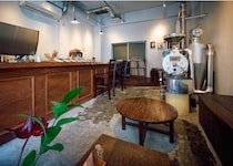 コーヒーで旅する日本／関東編｜この空間から何を感じるか。レトロな街のロースタリー「saladday coffee」で見つかる新しいコーヒー体験