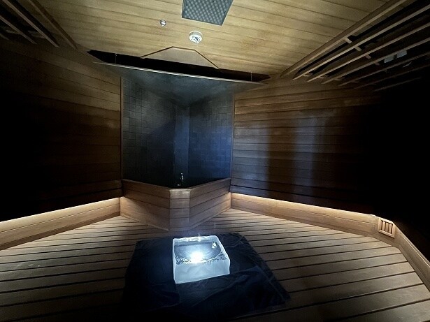 「HAMON」の天井に広がる波紋はずっと見ていられる