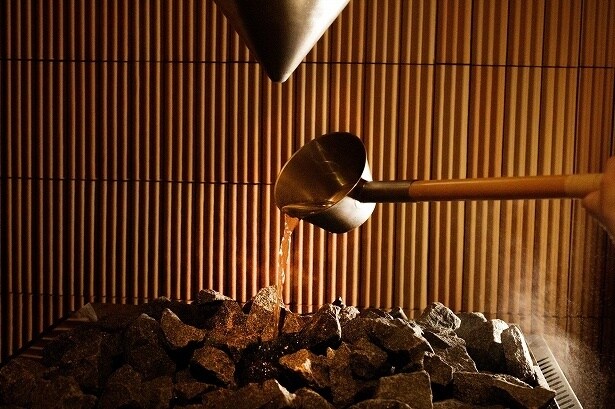 「SOUND」ではロウリュの音の響きにも注目だ