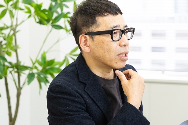 調査結果の背景や、数字の見方についても話してくれた