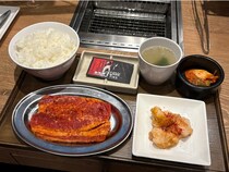 『龍が如く』“あのホルモン”10人前も注文できる！新宿歌舞伎町で「焼⾁ライク 神室町昭和通り店」が期間限定営業中