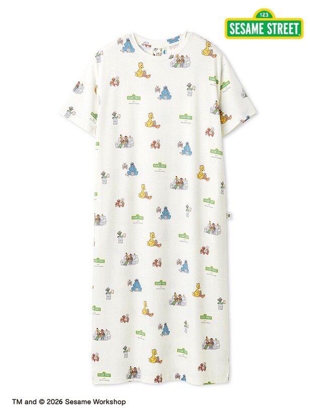 「【SESAME STREET】【レディース】総柄ワンピース」(7590円)