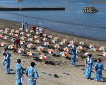 世界でも珍しい!!砂に埋められてデトックス…!?天然の海浜砂むしの効果とは？【九州の日帰り温泉vol.13】