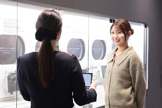 「仕事にかける熱意と仲間との絆に感動…！」(青木さん)