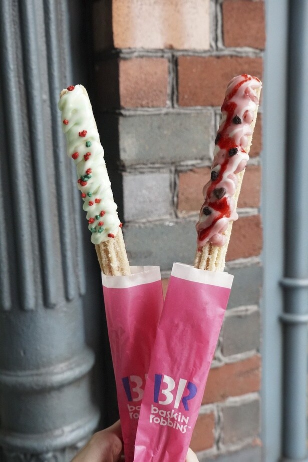 2種のフレーバーを表現したサーティワン・チュリトス