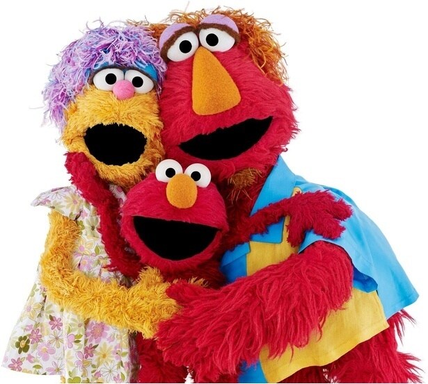 エルモと母親のメイ、父親のルーイー