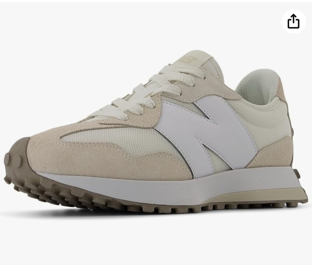 一歩先を行く、圧倒的な存在感。街の視線を釘付けにする独創的なフォルム【ニューバランス】のスニーカーがAmazonに登場中‼