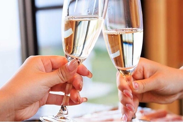 生ビール、ハイボール、ソフトドリンクが飲み放題の「フリードリンクサービス」