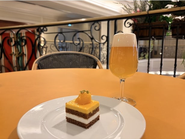 「Daydream」×「マンゴーとライチのムースケーキ」のペアリング