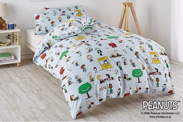 「ピーナッツ 掛けふとんカバー(ブルー)」(5940円)、「ピーナッツ ピローケース(ブルー)」(1870円)