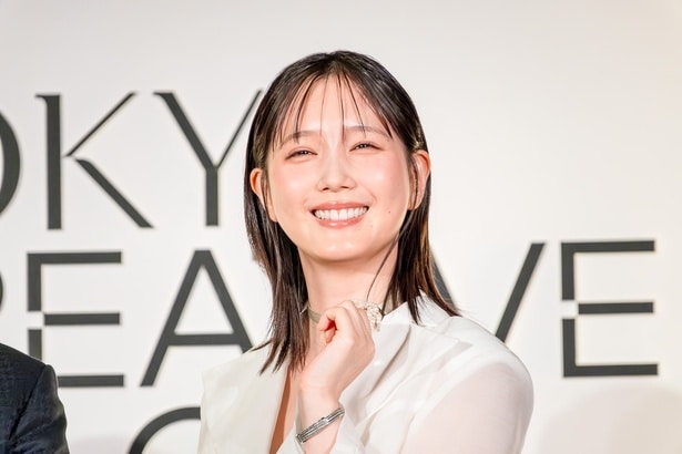 ゲストとしてトークショーに登壇した本田翼さん