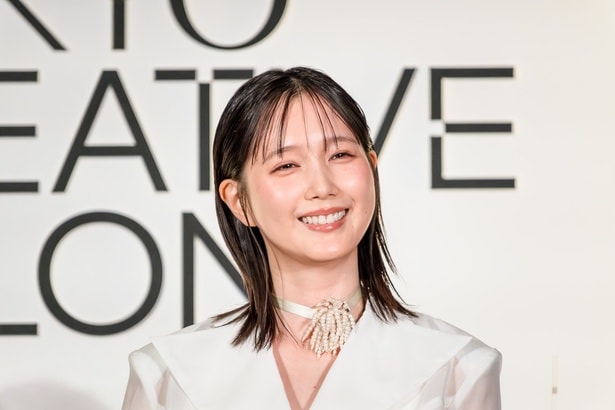 【写真】トークセッション中、優しい微笑みで会場を和ませてくれた本田翼さん