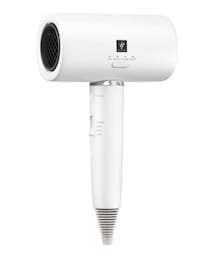 速乾。だけど仕上がりはしっとり！コンパクトに詰め込んだ美髪テクノロジー【シャープ】のドライヤーがAmazonに登場!